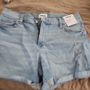 Sonoma Women's Light Blue Denim Shorts